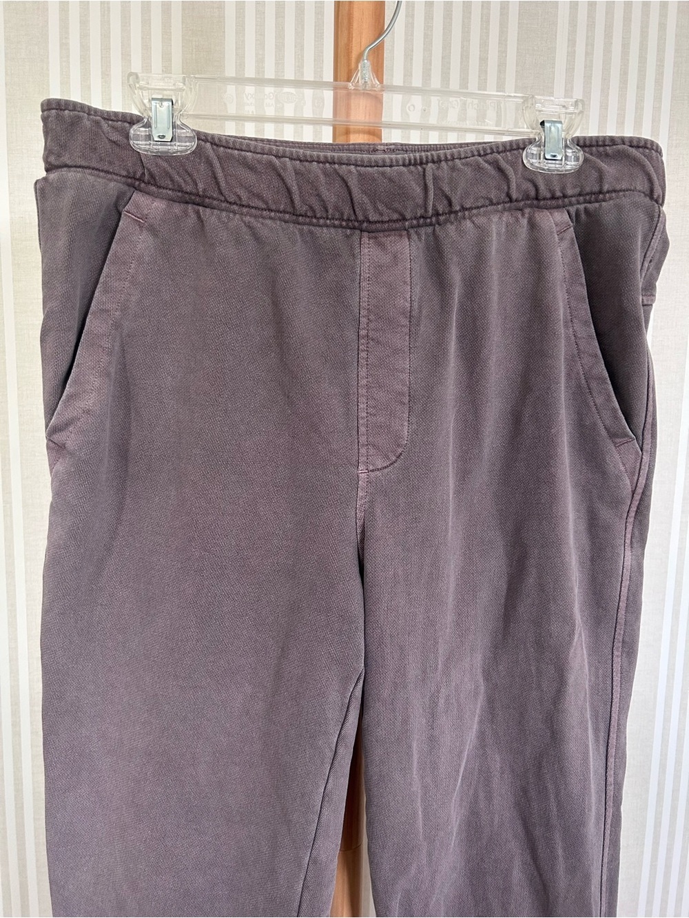 VRST Men's Washed Twill Terry Jogger Pants Size Medium Organic Mushroom - Picture 4 of 9